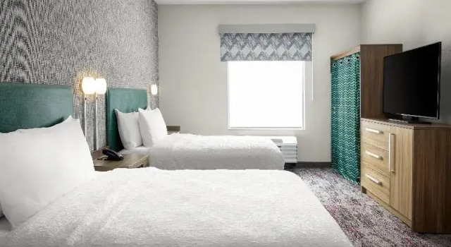 Четырёхместный люкс c 1 комнатой Home2 Suites By Hilton Dry Ridge