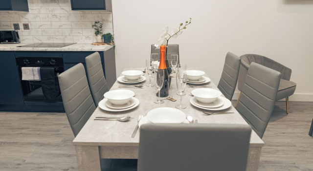 Апартаменты Deluxe с 3 комнатами с балконом Cumberland Street Apartments by Happy Days