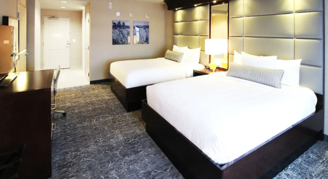 Четырёхместный номер Deluxe Silver Reef Casino Resort