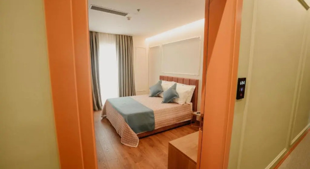 Полулюкс Martiness Hotel Durres