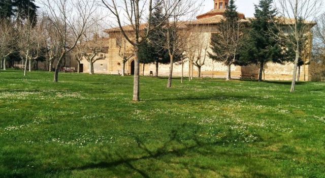 Apartamentos Mirador de Grañón, Prenota Appartamento Hotel a La Rioja con parcheggio, Parcheggio