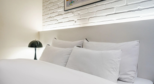 Номер Economy Brown Dot Hotel Osan