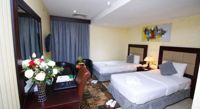 Номер Standard Royal Falcon Hotel