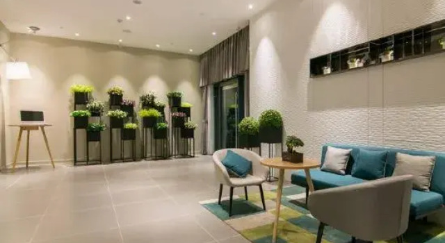 Homeinn Selected Hotel (Guangde Aimin Road Government District), Book Hotel Hoteller i Guangde med parkering, Parkering