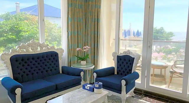 Полулюкс Lan Rung Beach Resort