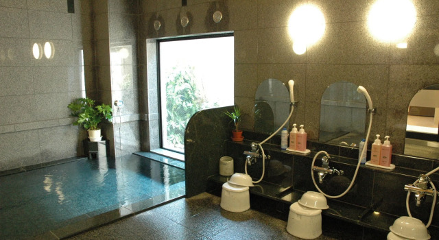 Hotel Route-Inn Hirosaki Joto, Buchen Sie Hotel Hirosaki Aomori