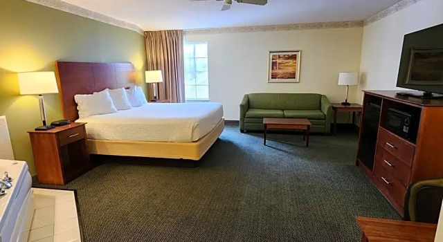 Номер Deluxe Baymont by Wyndham Mackinaw City