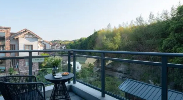 Люкс Luxury Wuyishan Six Shang · Waterfront Mountains and Beautiful Stays