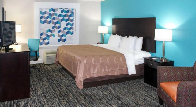 Двухместный номер Standard Quality Inn Crossville Near Cumberland Mountain State Park
