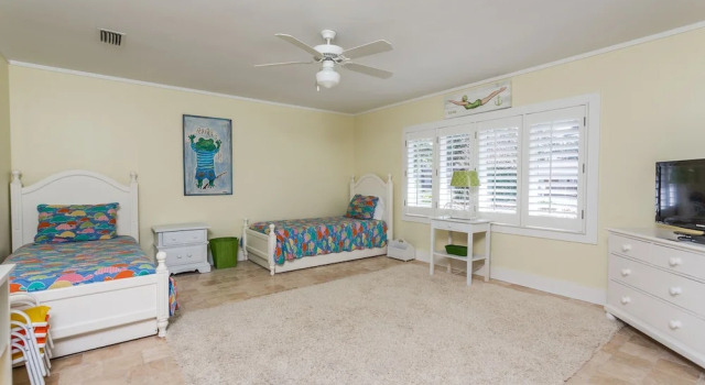 619 Bartow Street by Hodnett Cooper