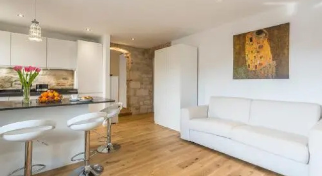 Apartment Lara, Prenota Appartamento Splitska 