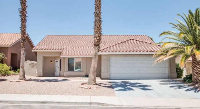 Beautiful Spacious House very Nice area