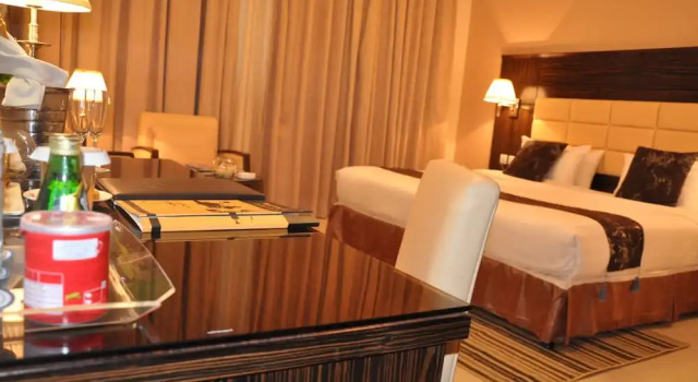Номер Deluxe Fortune Royal Hotel