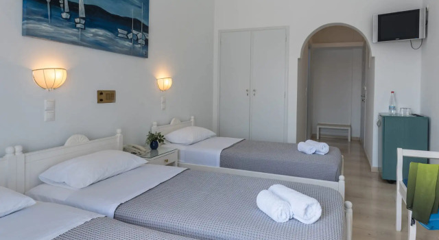 Трёхместный номер Standard Glaros Hotel