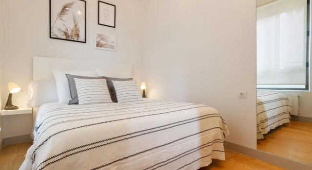 Muy Luminoso a 5 min del centro de Bilbao, Book Hotel Bilbao 