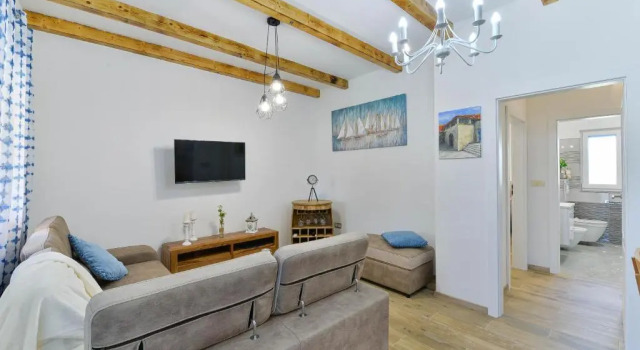 Apartments Crno