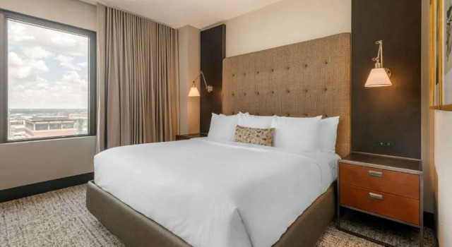 Двухместный номер Standard Cambria Hotel Houston Downtown Convention Center
