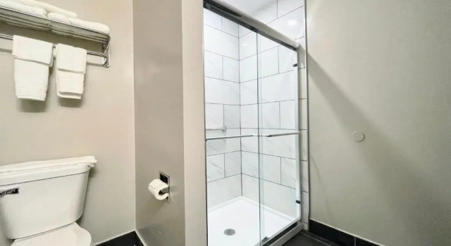 Люкс Days Inn by Wyndham Columbus IN