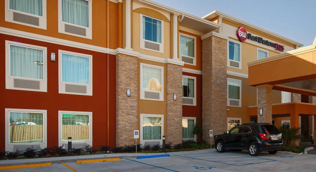 Двухместный люкс Deluxe Best Western Plus New Orleans Airport Hotel