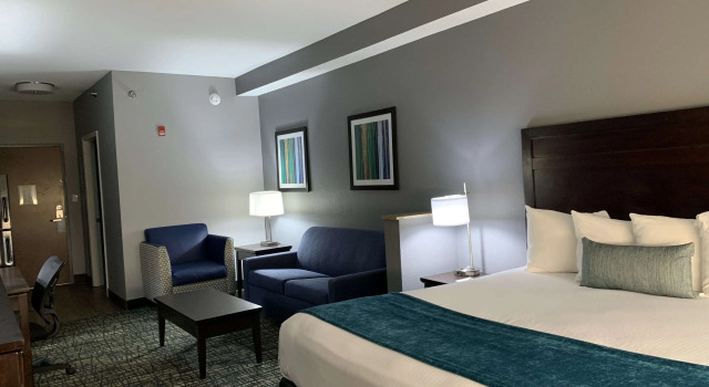 Двухместный люкс Best Western Plus Olive Branch Hotel & Suites