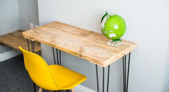 Wow, what a space, check this out, Забронировать Дом для отпуска Суонси 