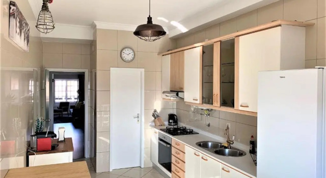 Апартаменты Charming City Center 140m2 & FREE Parking