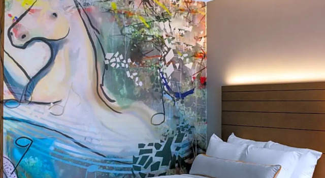 Номер Deluxe Hotel Indigo Gainesville-Celebration Pointe by IHG