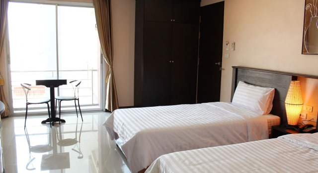 Triton Hotel Nakhonratchasima, Rezervovat Hotel Levné hotely v North-Eastern Thailand