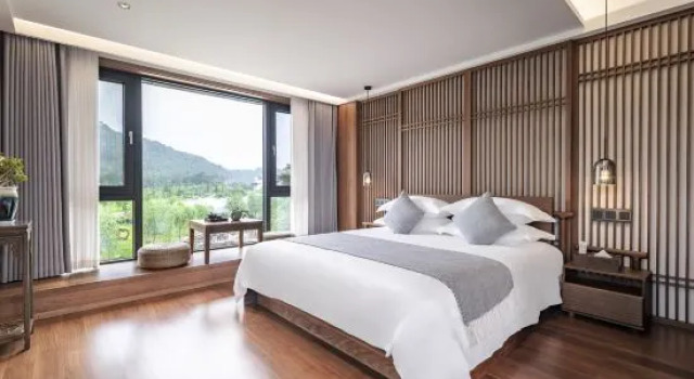 Люкс Deluxe DI HU YUE SHE light luxury hotel