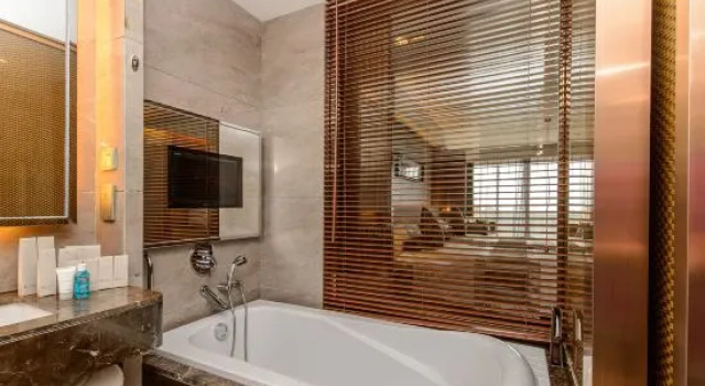 Номер Superior с видом на озеро Mission Hills Hotel Resorts Dongguan