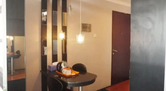 Апартаменты c 1 комнатой Apatel Apartment Mangga Dua Lt 15