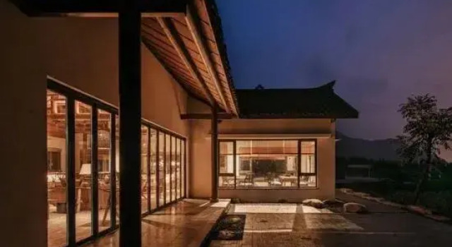 Emeishan Gaoqiao Li  Hentique Pinecone Hotel, Book Hotel Hoteller i Sichuan med parkering, Parkering