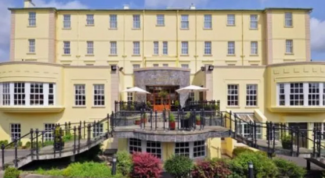 Sligo Southern Hotel & Leisure Centre, Book Hotel Hotels in Sligo County with Parking, Parking