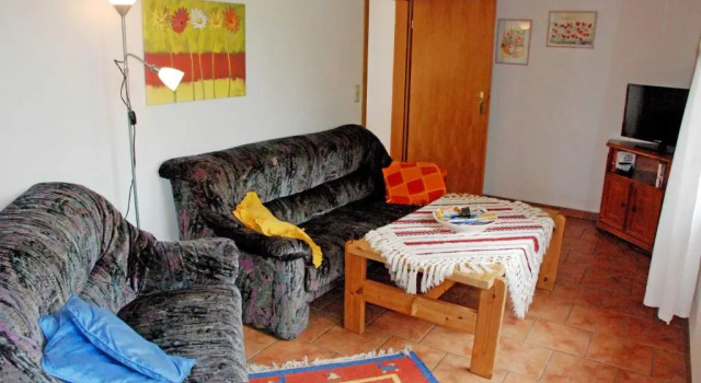 Ferienbungalow mit gro_em Garten i