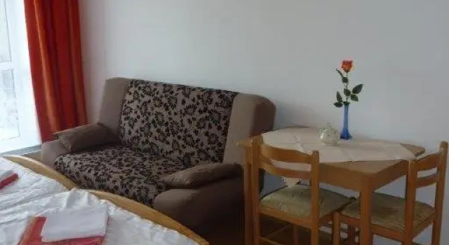 Apartment Relax-ideal, Забронировать Апартаменты/квартира Апартаменты Тршебонь, рядом с Saint Giles Church, Апартаменты/квартира