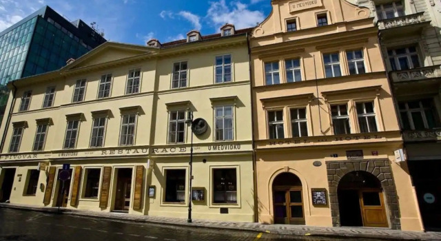 U Medvidku - Brewery Hotel