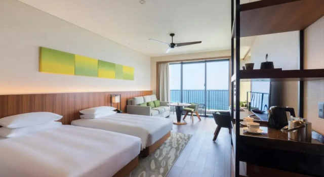Двухместный номер клубный Premium с видом на океан Hyatt Regency Seragaki Island Okinawa