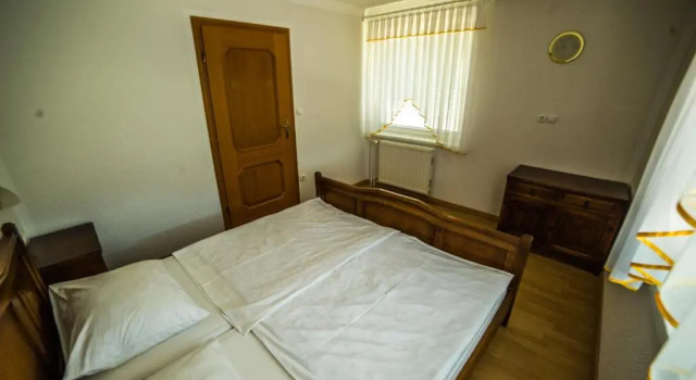 Gostišče Pri Dveh Petelinih, Prenota Hotel Bled Bled