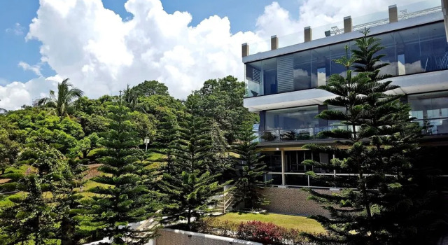 Splash Suites Hotel Tagaytay