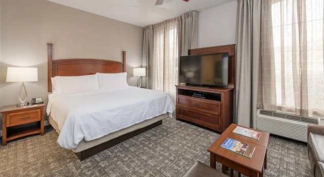 Люкс Staybridge Suites North Charleston by IHG