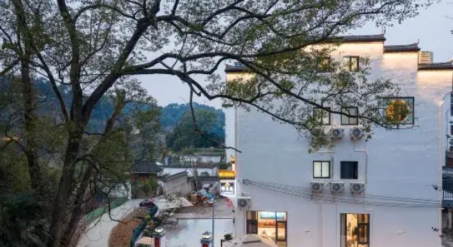 Ziyuexi · Terrace Courtyard Family-friendly Boutique Stay (Wuyuan Moon Bay Scenic Area), Varaa Boutique-hotelli Shangrao Jiangxi