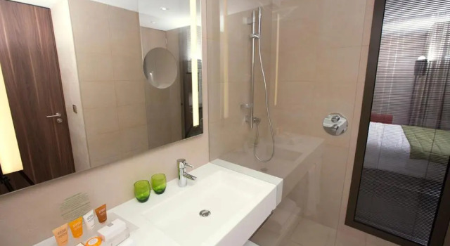 Полулюкс Holiday Inn Algiers - Cheraga Tower by IHG