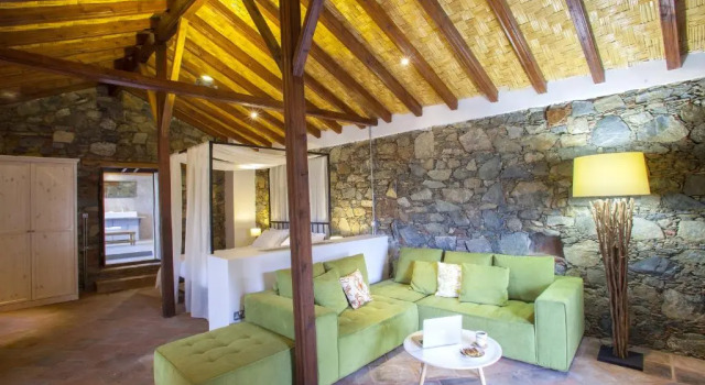 Junior Suite Lyhnos