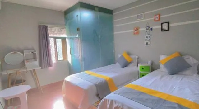 Tianya Yizhan Hostel (Shenzhen Old Town), Rezerwuj Hostel Hotele w Shenzhen z parkingiem, Parking