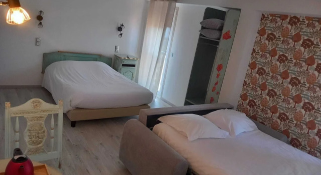 Семейный номер Standard CitHotel Le Montreal