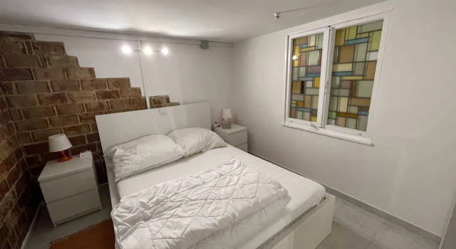 Cozy Furnished Basement Apartment