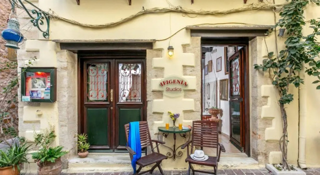 Апартаменты Ifigenia Rooms & Studios