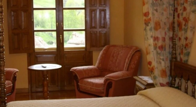 Двухместный номер Standard с балконом Posada Sobrevilla