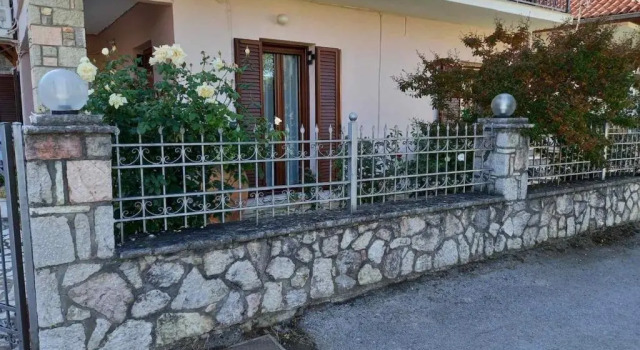 Kontolati's Mountain House, Book Hotel Itea 