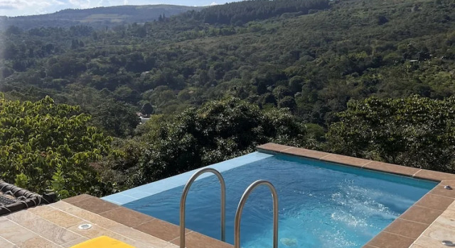 Вилла Luxury Hotel Campestre Palmas del Zamorano
